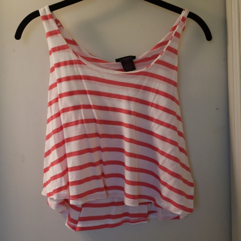 White as and red flirty crop top with